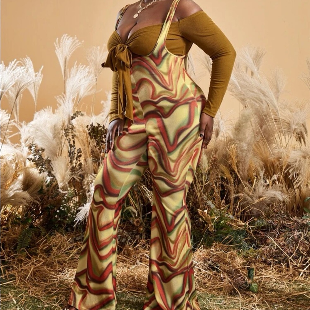 Jumpsuit - Picture 2 of 7